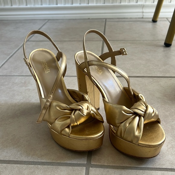 MICHAEL Michael Kors Josie Knotted Ankle Strap Platform Dress Sandals - Picture 1 of 6